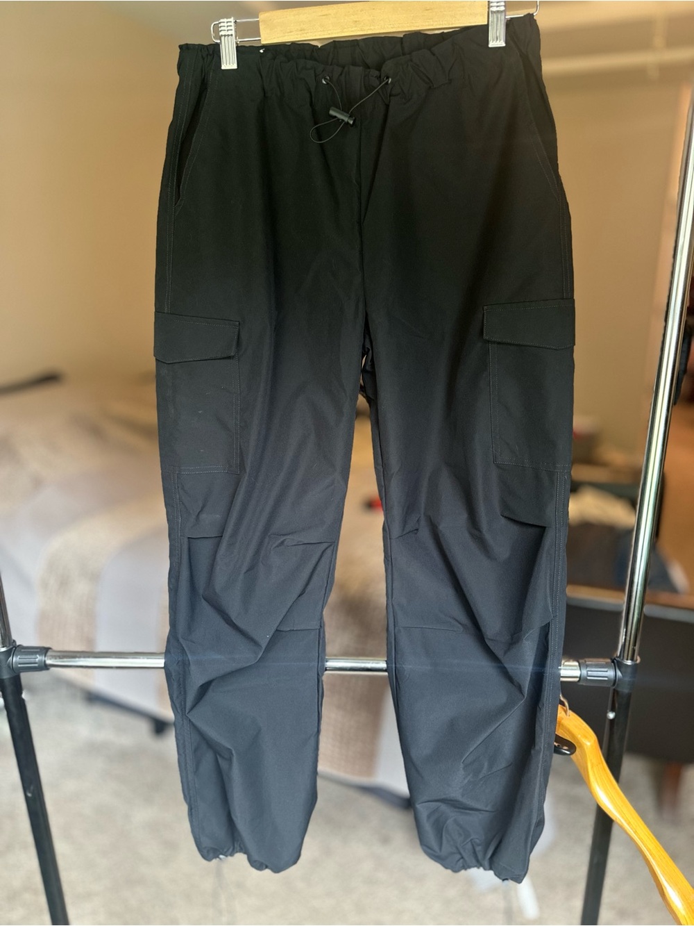 Love Tree Womens Medium Black Parachute Cargo Pants Toggle Joggers
